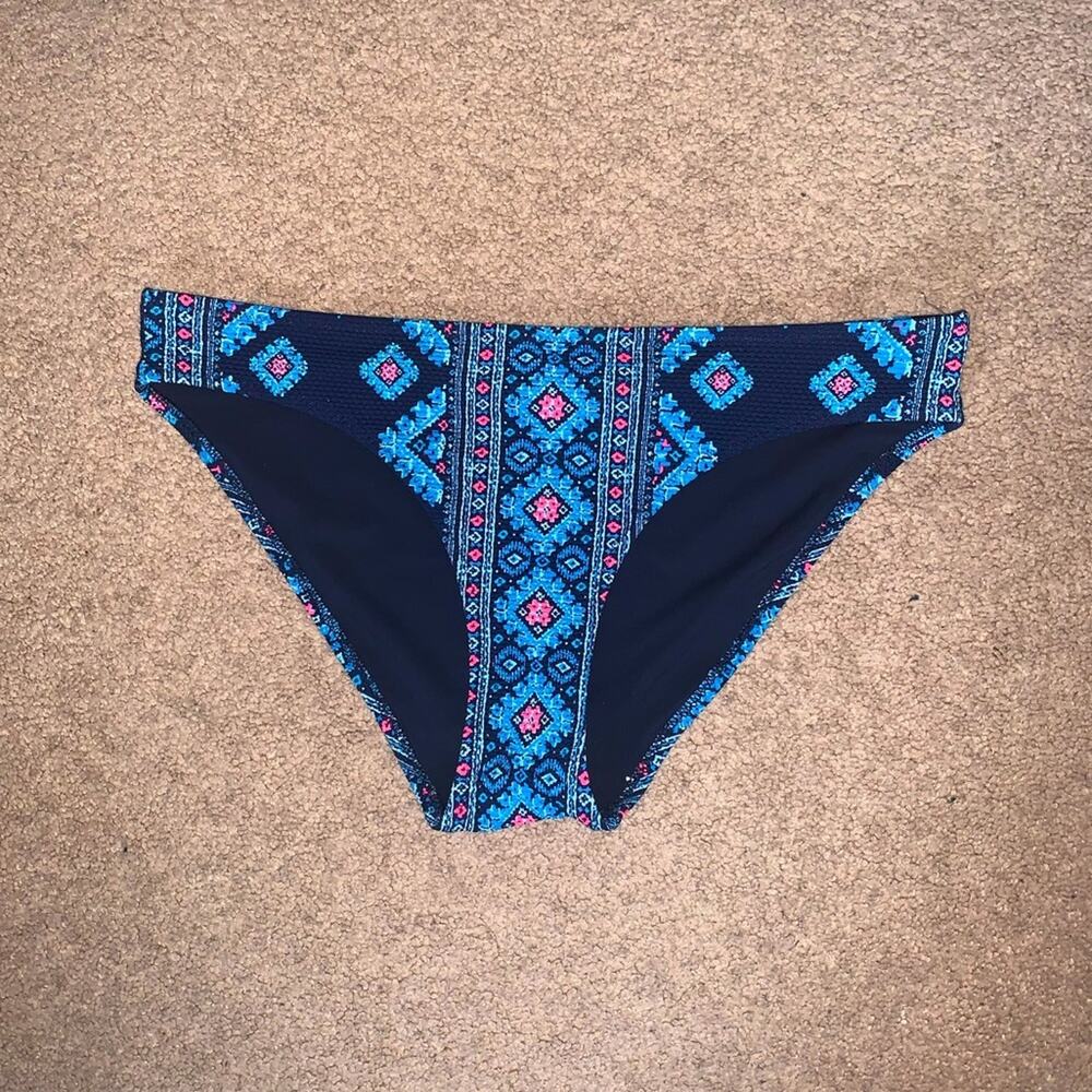 New American Eagle blue aztec print bikini bottoms size M